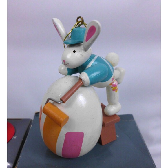 Vintage Avon Gift Collection Lot of 9 Valentines Easter Magnet Figurine Ornament - Picture 5 of 8